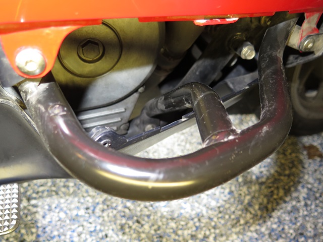 R/R mounting location inside the right fairing protector.
